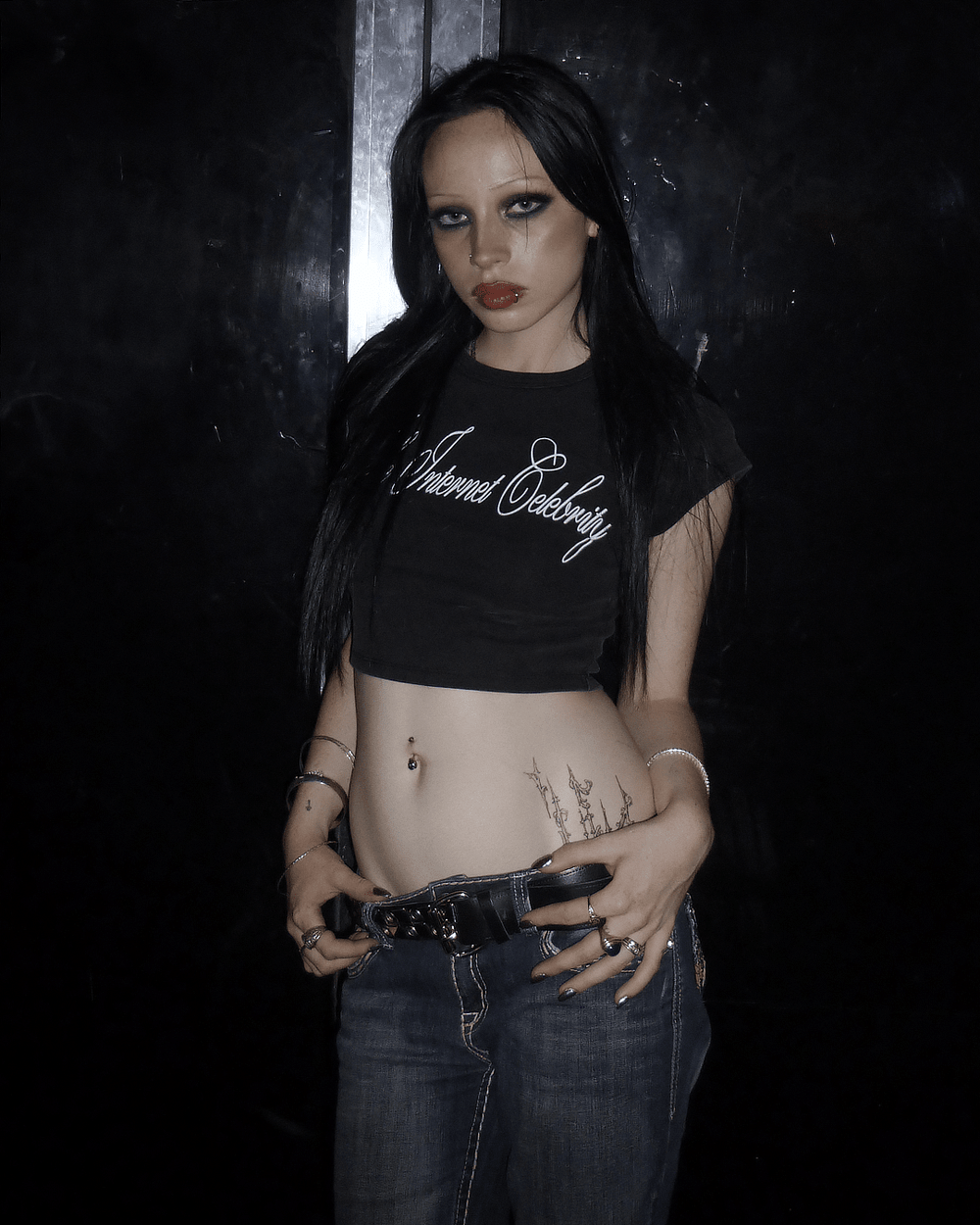 INTERNET CELEB TEE - VERITAS