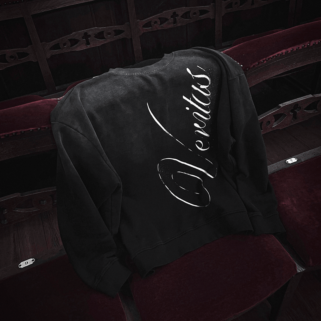 SCRIPT GRADIENT CREWNECK - VERITAS